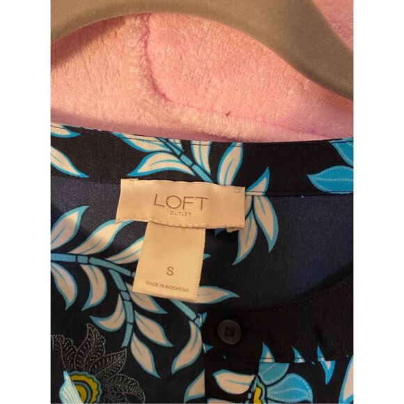 Loft, women’s floral, navy blue sleeveless dress, size small - Picture 4 of 4